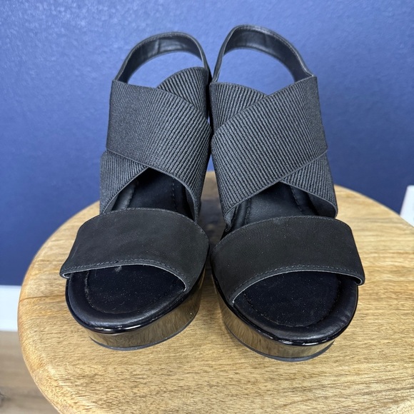 Kenneth Cole “Sole Less” Black Wedge Sandals with Elastic Straps, Size 9.5 - Picture 2 of 8